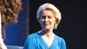  Ούρσουλα φον ντερ Λάιεν: καλωσορίζει την Κύπρο στην προεδρία του Συμβουλίου της ΕΕ με μήνυμα στα ελληνικά