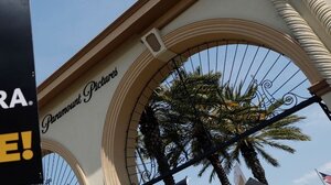 Αντιπροσφορά ύψους 108 δισ. δολαρίων έκανε η Paramount Skydance για τη Warner Bros Discovery