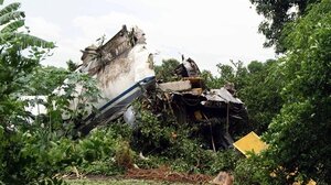 Συντριβή μεταγωγικού αεροσκάφους στο Σουδάν – Νεκρά τα μέλη του πληρώματος