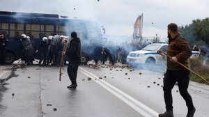 Χανιά - κινητοποιήσεις: «Ζητάμε συγγνώμη από τους αστυνομικούς που τραυματίστηκαν» λέει ο πρόεδρος του Κτηνοτροφικού Συλλόγου