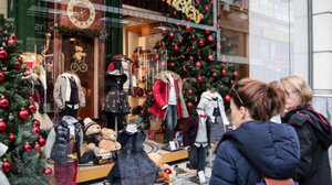 Στόχος του λιανεμπορίου ο τζίρος να ξεπεράσει τα 4,5 δισ. ευρώ τον Δεκέμβριο