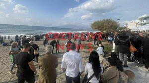 Παραλία Καλαμάκι Μάταλα: Το αδιαχώρητο στον αγιασμό των υδάτων