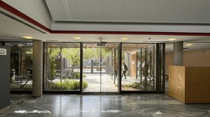 Ακρόπολη: Επανάχρηση δύο ακινήτων για την εξυπηρέτηση των επισκεπτών