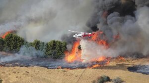 Αυστραλία: Κυκλώνας στα βορειοανατολικά – πύρινος εφιάλτης στα νοτιοανατολικά