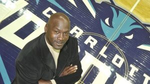 Μάικλ Τζόρνταν: Το απίστευτο φιλοδώρημα που άφησε στο εστιατόριο στη Βουλιαγμένη