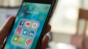 ΕΕ: Προτείνει απαγόρευση των social media για παιδιά κάτω των 16 ετών