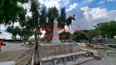 άγαλμα άγνωστος στρατιώτης.........