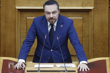 Φραγκίσκος Παρασύρης, Βουλή