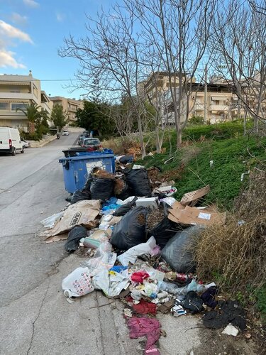 Σκουπίδια Μασταμπάς