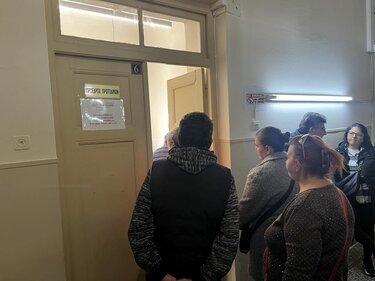 Συμβασιούχοι, Δικαστήριο