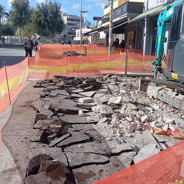 Εργοτάξιο, Πλατεία Ελευθερίας