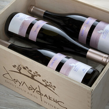 Άσπρος Λαγός Δουλουφάκης