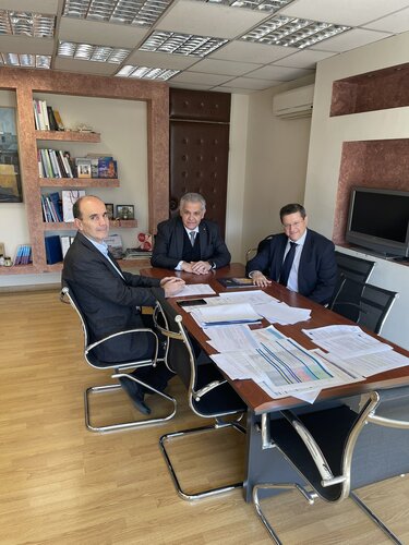 Βαγγέλης Καρκανάκης, Αθήνα Επαφές