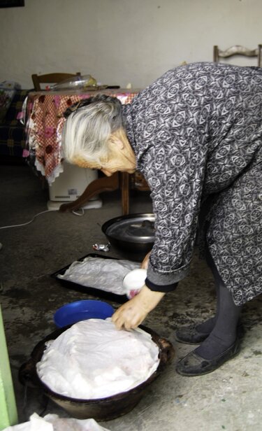 Γιαγιά εθιμα πάσχα