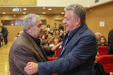 Απονομή του Βραβείου Ηθικής Τάξεως στον Μηνά Μαυροειδή 