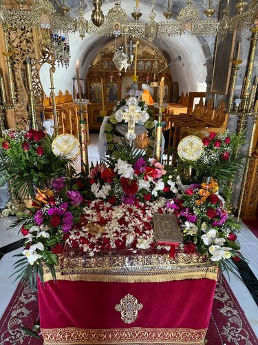 Επιτάφιος Μονή Κουδουμά Αποκαθήλωση