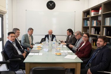 ΙΤΕ, Γερμανός πρέσβης