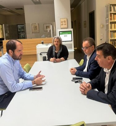 Επίσκεψη Γιάννη Κεφαλογιάννη στη Δημόσια Κεντρική Βιβλιοθήκη Ρεθύμνου