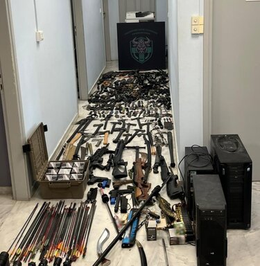 όπλα χανιά2