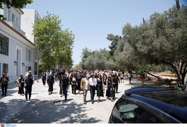 kideia papavasileiou