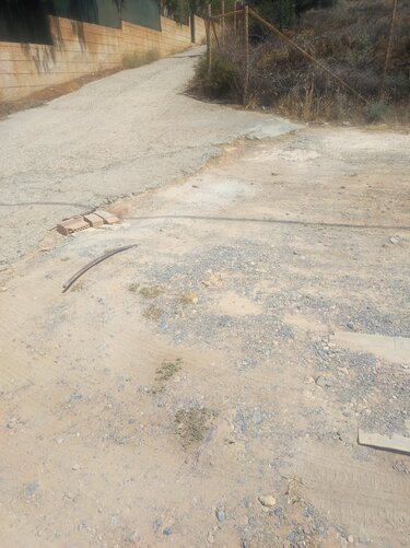 Κοκκίνη Χάνι, Δρόμοι