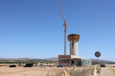 erga neo aerodromio kasteliou10