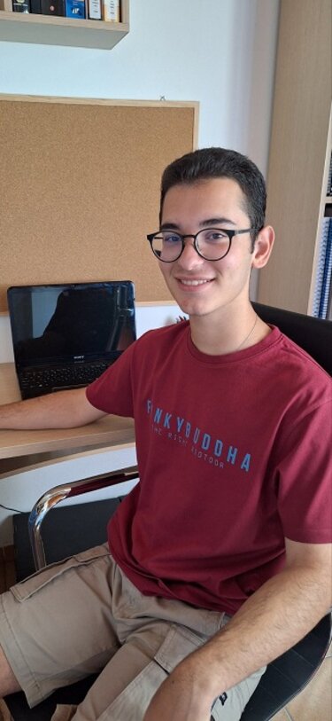 Φοιτητές, Γιακουμάκης