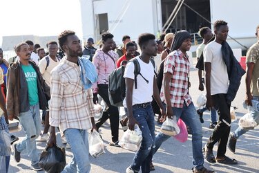 μετανάστες-αναχώρηση