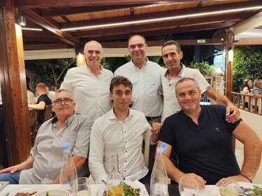 Οικογένεια Ντουράκη, Μάζωξη