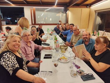 Οικογένεια Ντουράκη, Μάζωξη