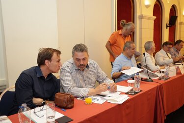 Περιφερειακό συμβούλιο, Εθισμός διαδίκτυο 