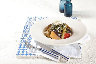 Το Κρητικό Μενού της MINOAN LINES παρουσιάζει τις νέες καλοκαιρινές γεύσεις, βασισμένες στην εποχικότητα & τις φρέσκες πρώτες ύλες