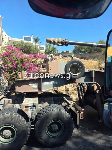 Χανιά: Άρματα μάχης στον δρόμο Βλητέ