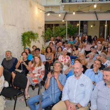 πιάνο Καζαντζάκη