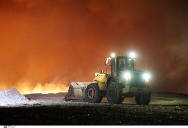 Φωτιά σε χώρο ταφής απορριμμάτων 