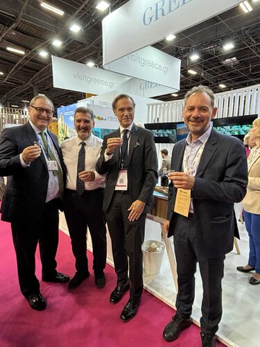 περιφέρεια-εκθεση-Παρίσι