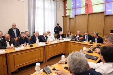 Ανδρουλάκης, Σύσκεψη 