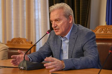 Αλέξης Καλοκαιρινός