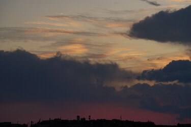 Σωτήρης Τζιγκουνάκης, Φθινόπωρο, Ουρανός