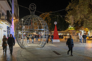 xristougenniatikos stolismos irakleio.