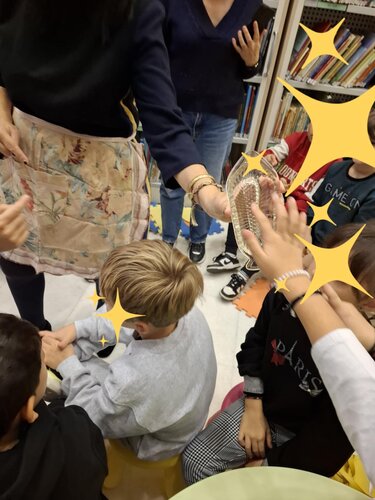 Μύρισαν Χριστούγεννα στη Βικελαία Δημοτική Βιβλιοθήκη 