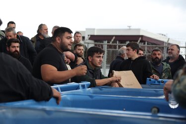 Αγρότες, Χανιά, Αεροδρόμιο