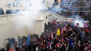 Καπιτώλιο – Ένα χρόνο μετά την εισβολή οι πληγές παραμένουν ανοιχτές