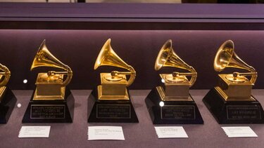 Βραβεία Grammy: Στις 3 Απριλίου η τελετή απονομής