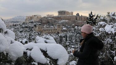 Κακοκαιρία «Ελπίδα»: Συστάσεις της Ένωσης Πνευμονολόγων για προστασία έναντι του ψύχους