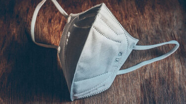 Κορωνοϊός: Για πόσο καιρό θα μας «συντροφεύει» η μάσκα