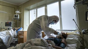 Δήλωση «βόμβα» Μαγιορκίνη – Περιμένουμε νέα ανησυχητική μετάλλαξη το 2022