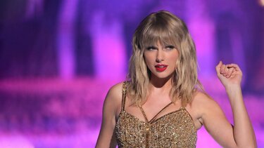 Τέιλορ Σουίφτ: Εκστασιασμένοι θαυμαστές προκάλεσαν κυκλοφοριακό χάος