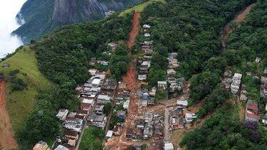 Βραζιλία: Τους 146 έφτασαν οι νεκροί από τις πλημμύρες στην Πετρόπολις