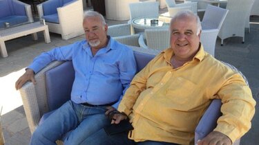 Παύλος Χαϊκάλης: Σε κλίμα συγκίνησης η κηδεία του αδερφού του στο Κατάκολο